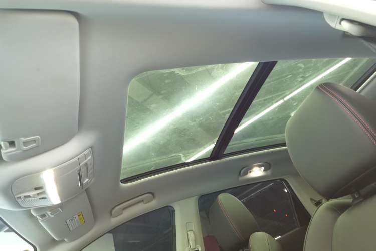 Used Dongfeng Aeolus AX7 2022 Mach Edition 1.5T DCT DF31 Headliner