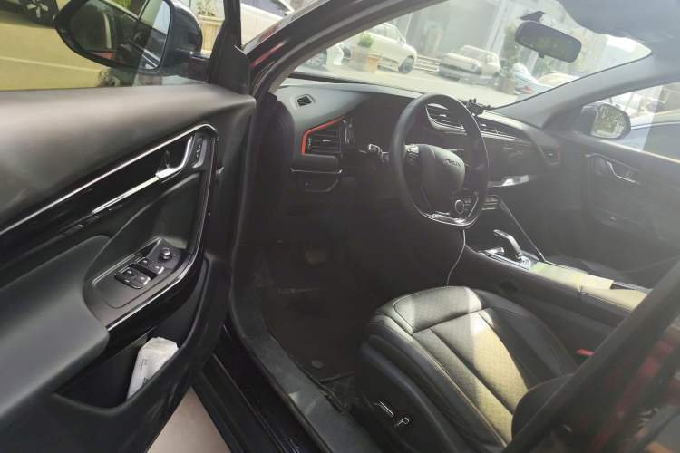 Used Dongfeng Aeolus AX7 2022 Mach Edition 1.5T DCT DF31 Interior 3