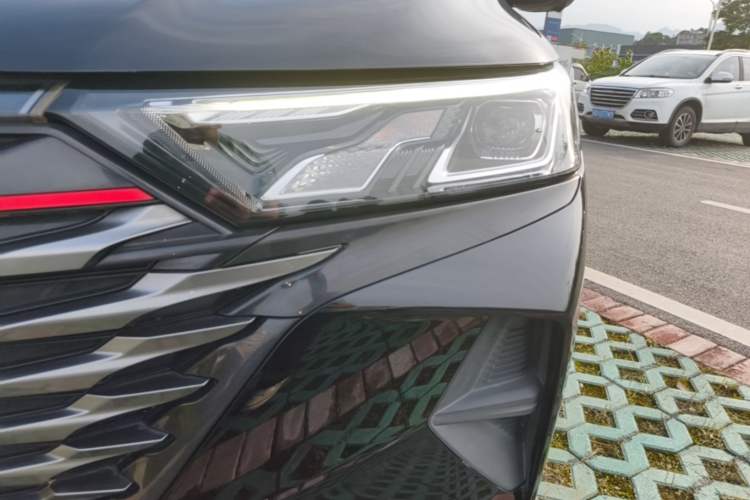 Used Dongfeng Aeolus AX7 2022 Mach Edition 1.5T DCT DF51 Left Front Headlight