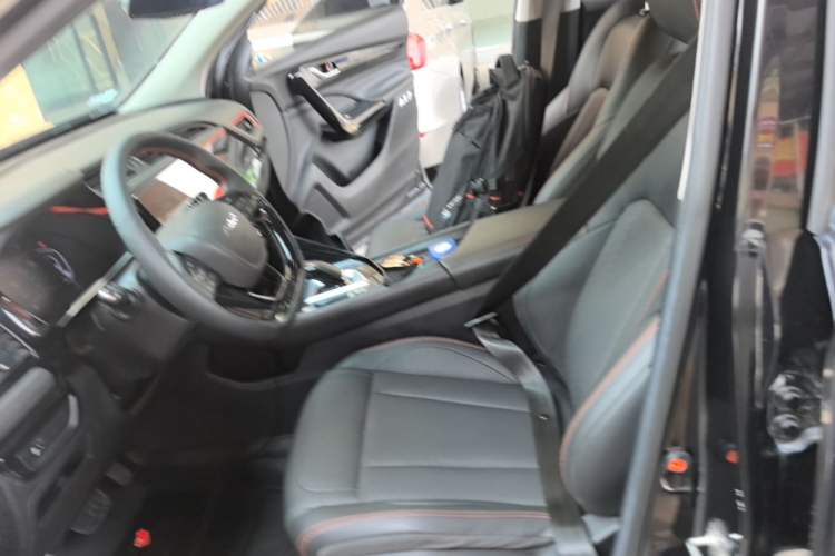 Used Dongfeng Aeolus AX7 2022 Mach Edition 1.5T DCT DF41 Left Front Seat