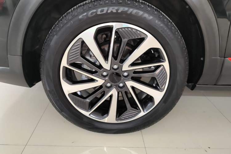 Used Dongfeng Aeolus AX7 2022 Mach Edition 1.5T DCT DF41 Left Front Wheel Hub