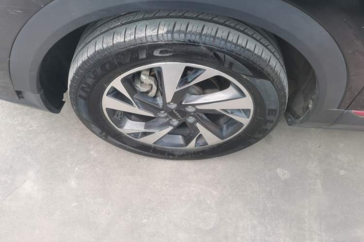 Used Dongfeng Aeolus AX7 2022 Mach Edition 1.5T DCT DF31 Left Front Wheel Hub
