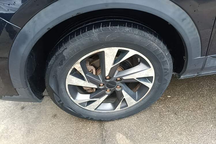 Used Dongfeng Aeolus AX7 2022 Mach Edition 1.5T DCT DF31 Left Front Wheel Hub