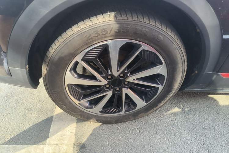 Used Dongfeng Aeolus AX7 2022 Mach Edition 1.5T DCT DF41 Left Front Wheel Hub