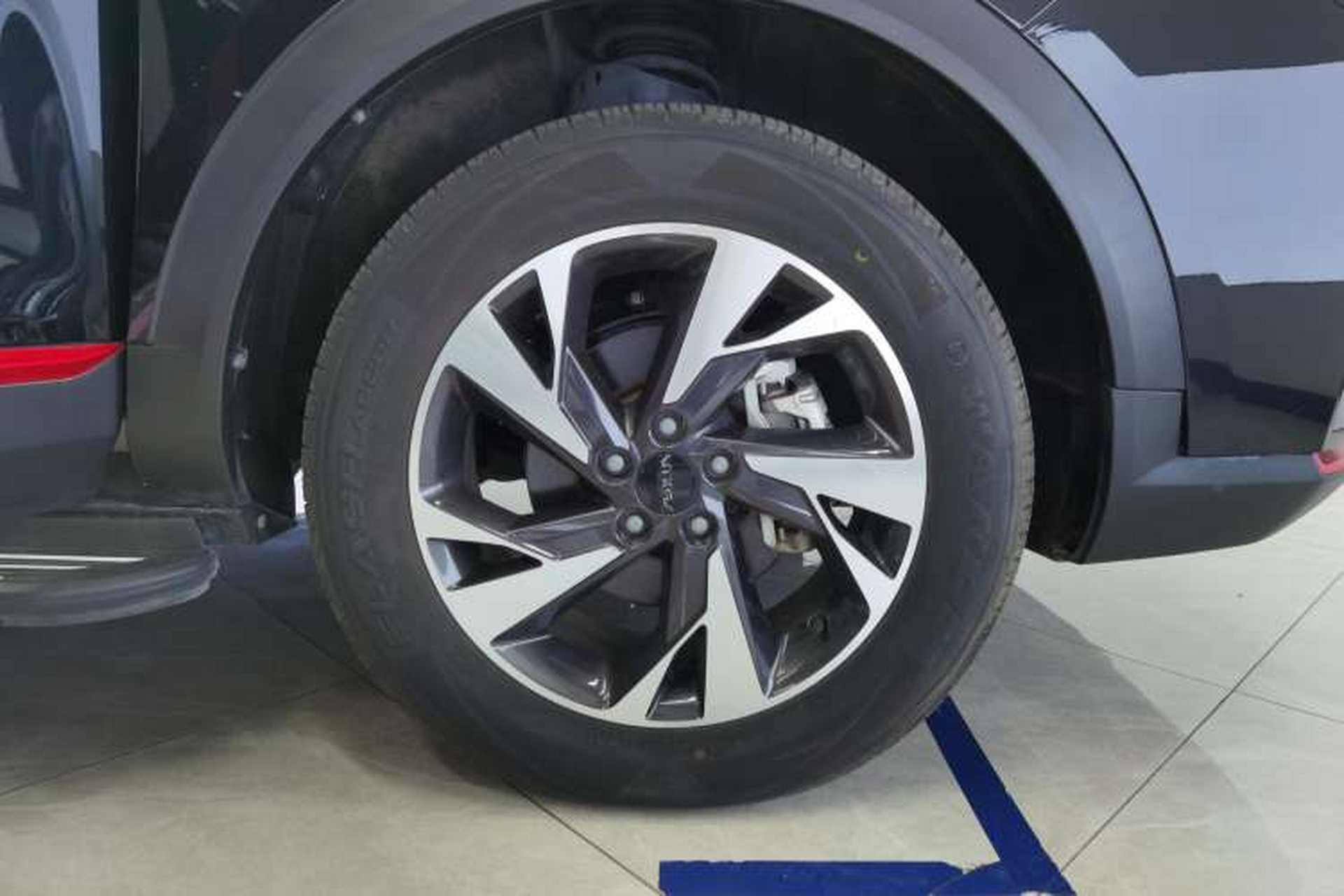 Used Dongfeng Aeolus AX7 2022 Mach Edition 1.5T DCT DF31 Left Front Wheel Hub