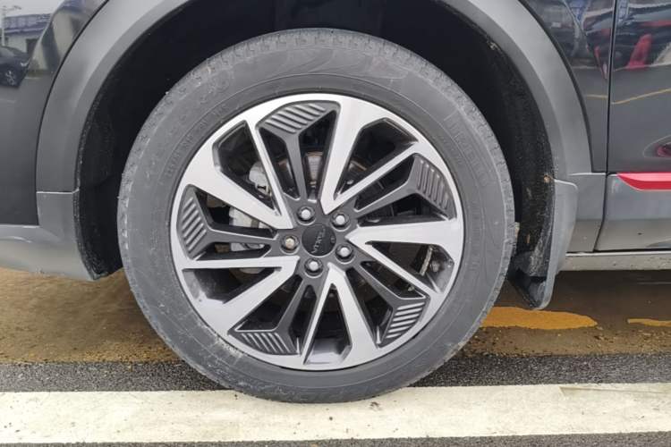 Used Dongfeng Aeolus AX7 2022 Mach Edition 1.5T DCT DF41 Left Front Wheel Hub