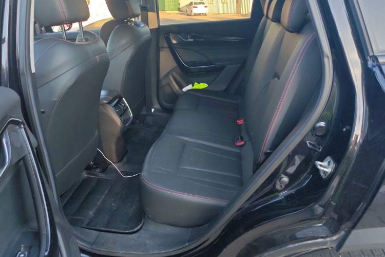 Used Dongfeng Aeolus AX7 2022 Mach Edition 1.5T DCT DF41 Left Rear Seat