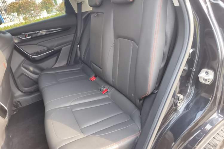 Used Dongfeng Aeolus AX7 2022 Mach Edition 1.5T DCT DF51 Left Rear Seat