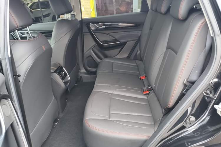 Used Dongfeng Aeolus AX7 2022 Mach Edition 1.5T DCT DF41 Left Rear Seat