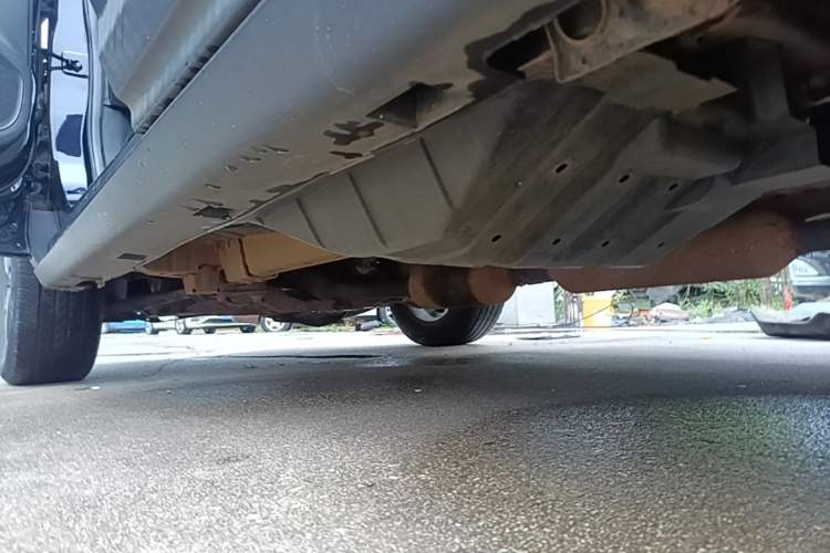 Used Dongfeng Aeolus AX7 2022 Mach Edition 1.5T DCT DF31 Left Side Sill
