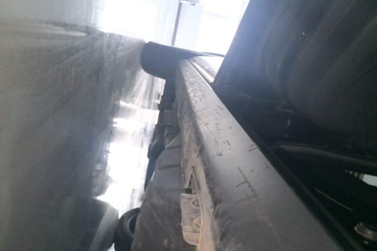 Used Dongfeng Aeolus AX7 2022 Mach Edition 1.5T DCT DF51 Left Side Sill