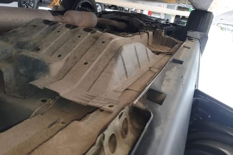 Used Dongfeng Aeolus AX7 2022 Mach Edition 1.5T DCT DF41 Left Side Sill