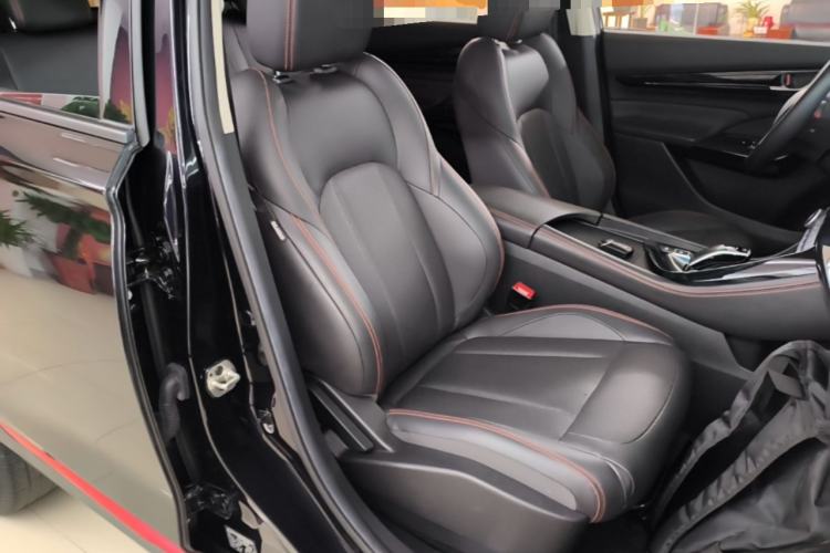 Used Dongfeng Aeolus AX7 2022 Mach Edition 1.5T DCT DF41 Right Front Seat