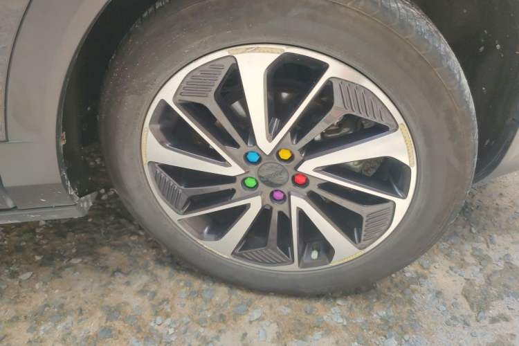 Used Dongfeng Aeolus AX7 2022 Mach Edition 1.5T DCT DF41 Right Front Wheel Hub