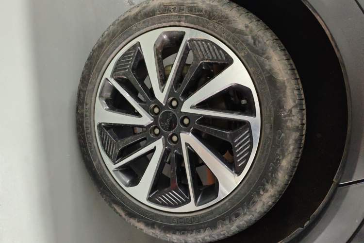 Used Dongfeng Aeolus AX7 2022 Mach Edition 1.5T DCT DF41 Right Rear Wheel Hub