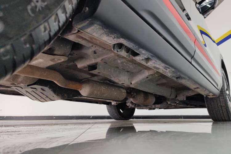Used Dongfeng Aeolus AX7 2022 Mach Edition 1.5T DCT DF41 Right Side Sill