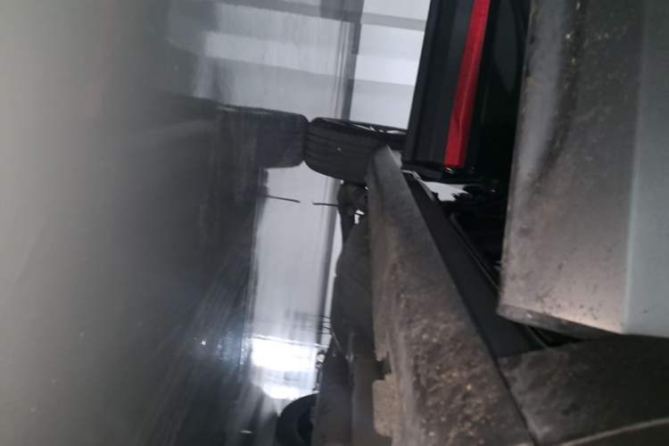 Used Dongfeng Aeolus AX7 2022 Mach Edition 1.5T DCT DF51 Right Side Sill