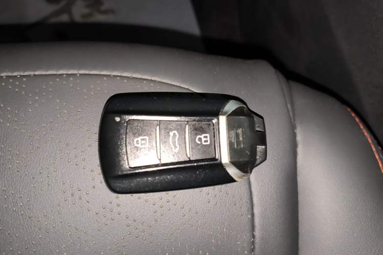 Used Dongfeng Aeolus AX7 2022 Mach Edition 1.5T DCT DF41 Vehicle Key