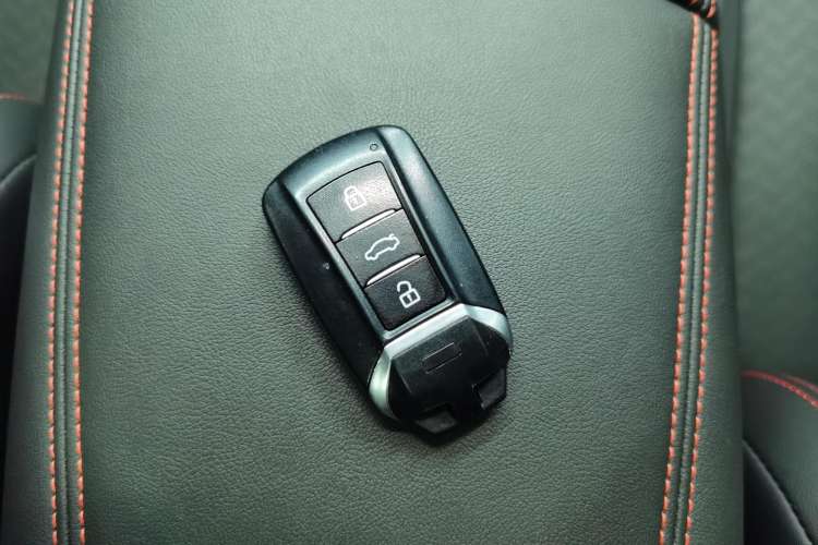 Used Dongfeng Aeolus AX7 2022 Mach Edition 1.5T DCT DF31 Vehicle Key