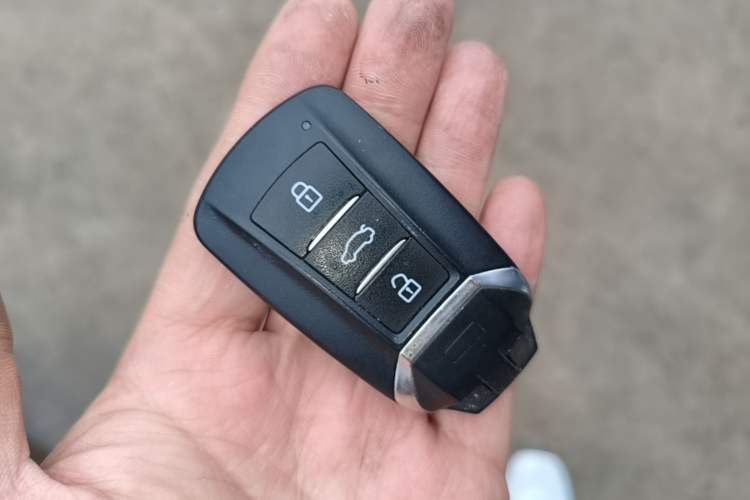 Used Dongfeng Aeolus AX7 2022 Mach Edition 1.5T DCT DF41 Vehicle Key