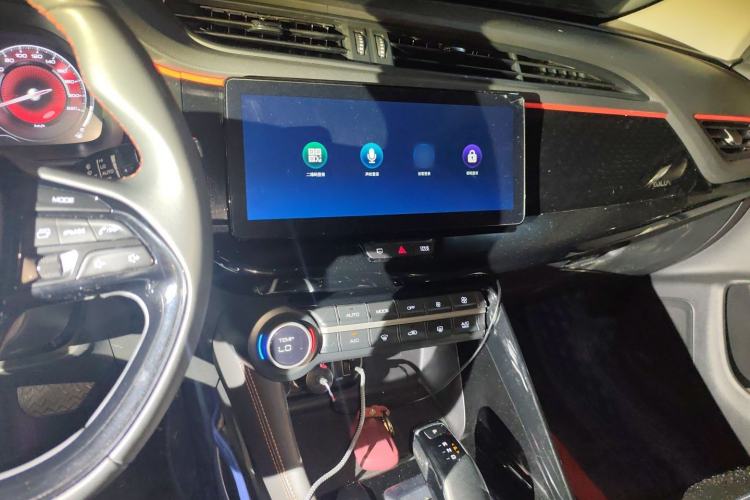Used Dongfeng Aeolus AX7 2022 Mach Edition 1.5T DCT DF51 Audio And AC Panel
