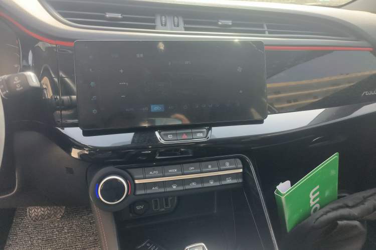 Used Dongfeng Aeolus AX7 2022 Mach Edition 1.5T DCT DF41 Audio And AC Panel
