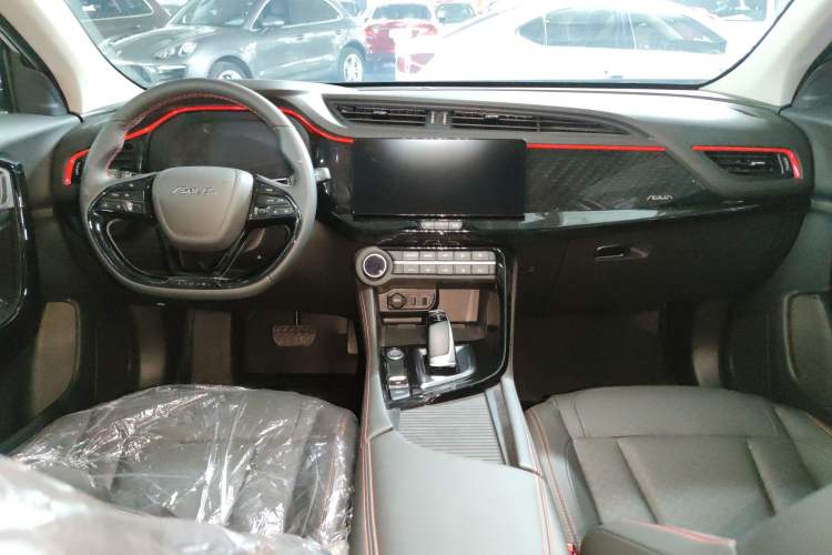 Used Dongfeng Aeolus AX7 2022 Mach Edition 1.5T DCT DF41 Center Console