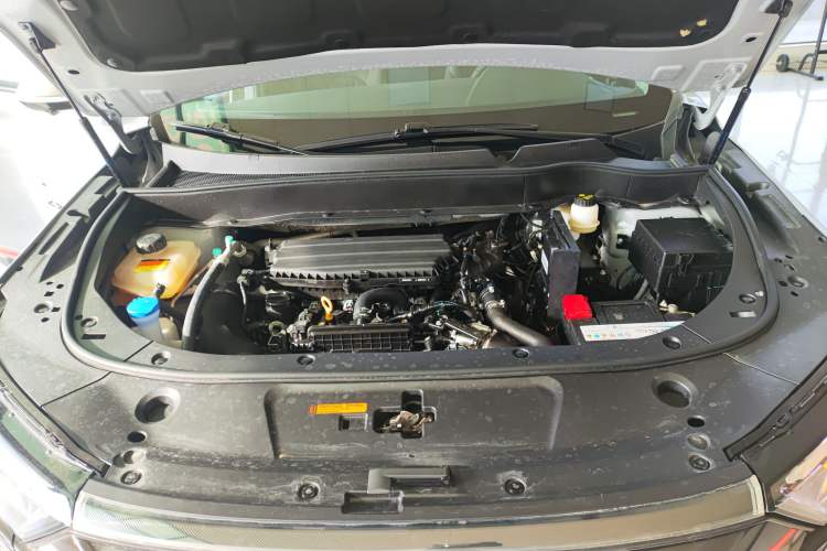 Used Dongfeng Aeolus AX7 2022 Mach Edition 1.5T DCT DF41 Engine Bay