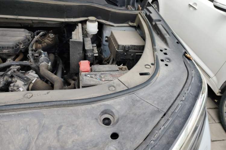 Used Dongfeng Aeolus AX7 2022 Mach Edition 1.5T DCT DF31 Engine Bay Left