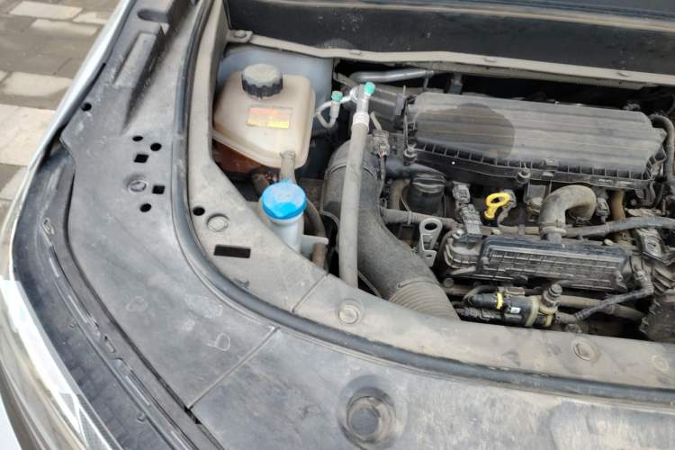 Used Dongfeng Aeolus AX7 2022 Mach Edition 1.5T DCT DF31 Engine Bay Right