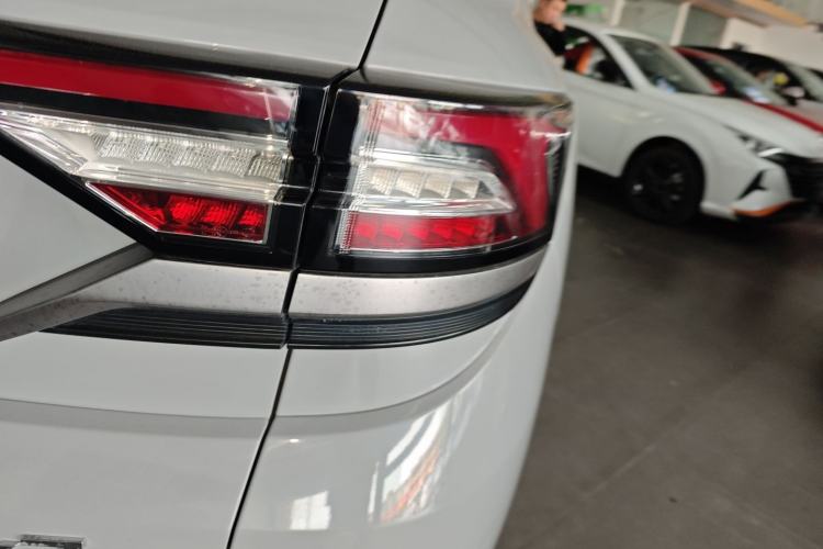 Used Dongfeng Aeolus AX7 2022 Mach Edition 1.5T DCT DF31 Exterior 1