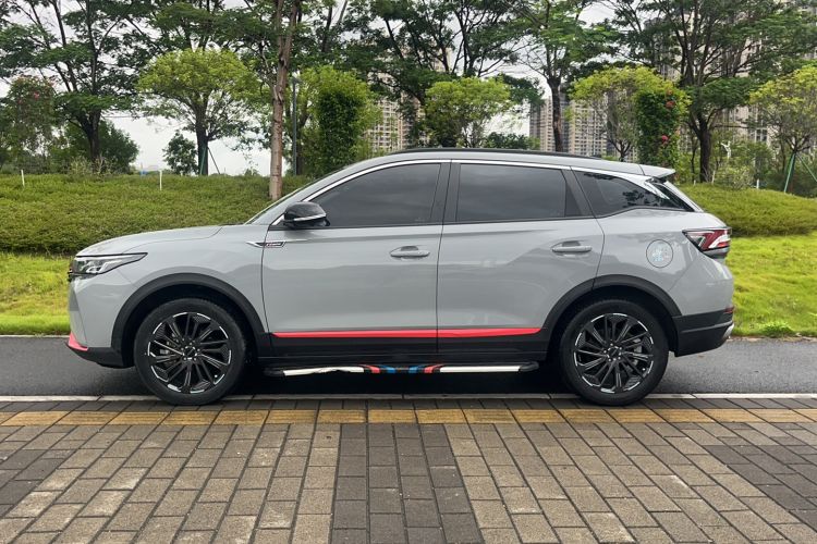 Used Dongfeng Aeolus AX7 2022 Mach Edition 1.5T DCT DF41 Exterior 3
