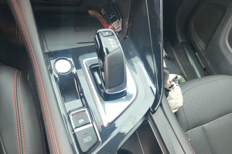 Used Dongfeng Aeolus AX7 2022 Mach Edition 1.5T DCT DF41 Gear Lever