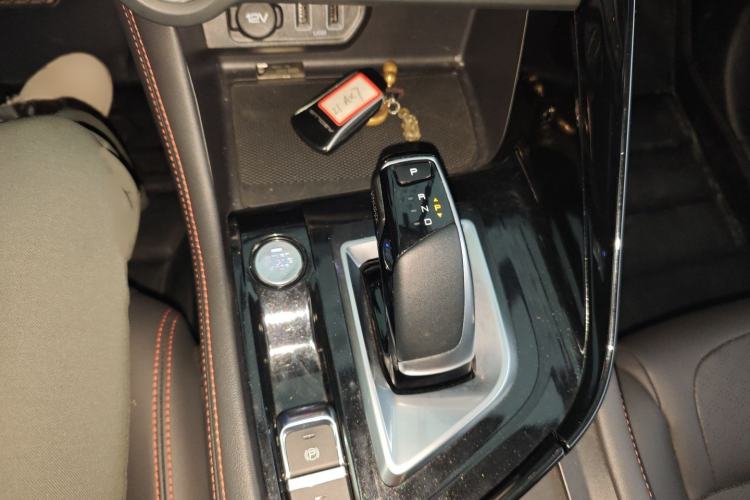 Used Dongfeng Aeolus AX7 2022 Mach Edition 1.5T DCT DF31 Gear Lever