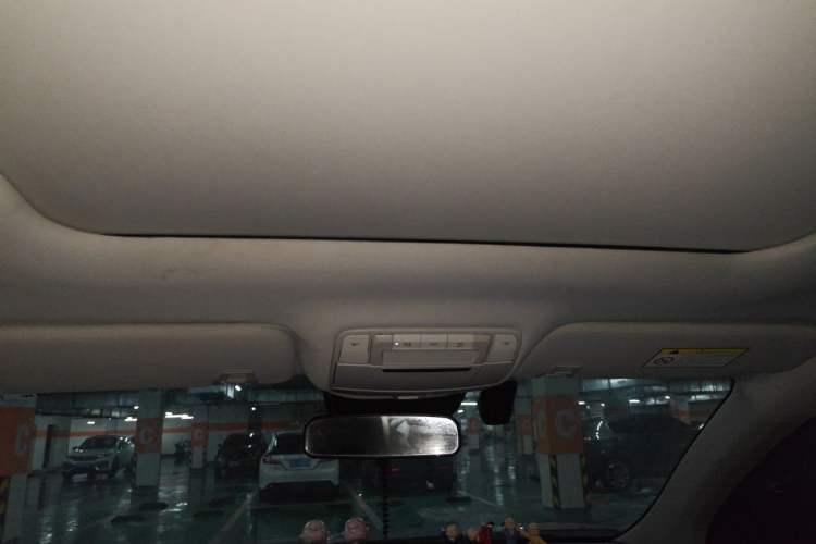 Used Dongfeng Aeolus AX7 2022 Mach Edition 1.5T DCT DF41 Headliner