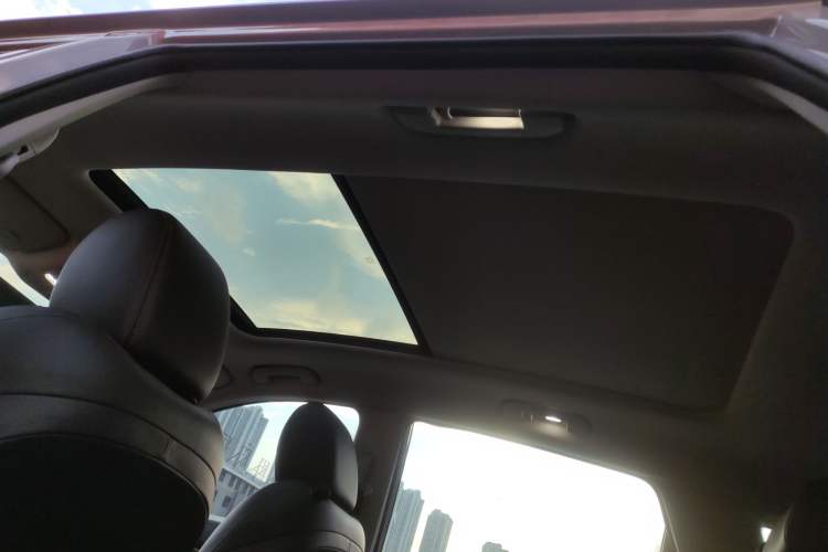 Used Dongfeng Aeolus AX7 2022 Mach Edition 1.5T DCT DF31 Headliner