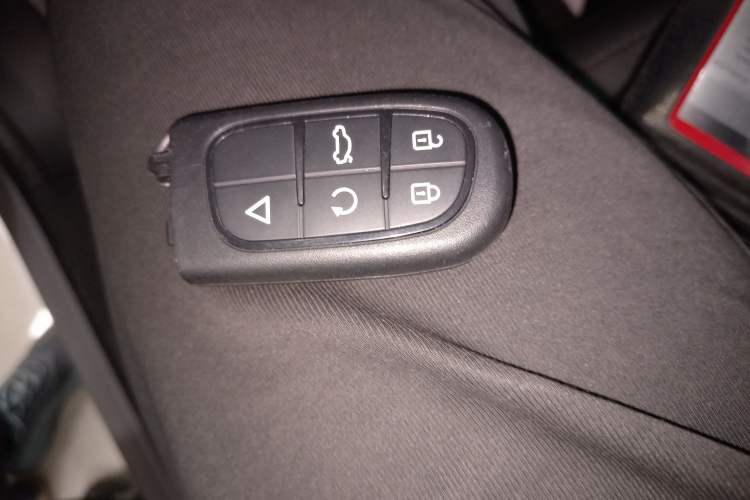 Used Dongfeng Aeolus AX7 2022 Mach Edition 1.5T DCT DF41 Interior 1
