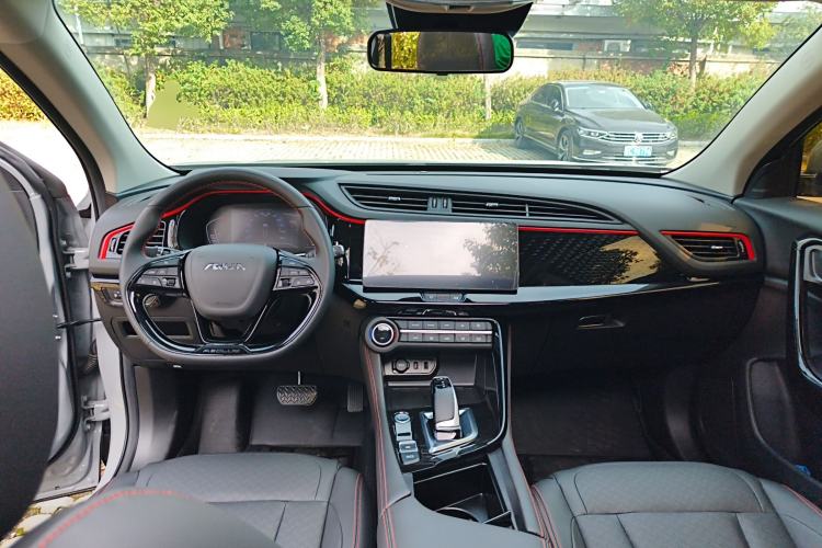 Used Dongfeng Aeolus AX7 2022 Mach Edition 1.5T DCT DF41 Interior 2