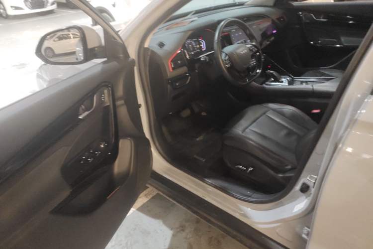Used Dongfeng Aeolus AX7 2022 Mach Edition 1.5T DCT DF41 Interior 3