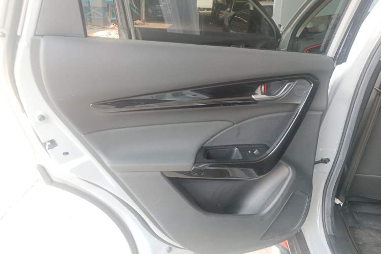 Used Dongfeng Aeolus AX7 2022 Mach Edition 1.5T DCT DF41 Interior 6
