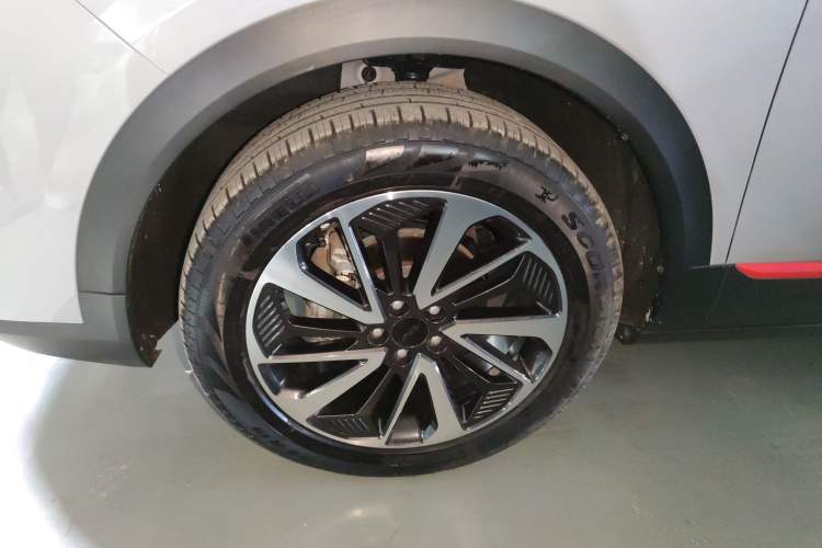 Used Dongfeng Aeolus AX7 2022 Mach Edition 1.5T DCT DF41 Left Front Wheel Hub