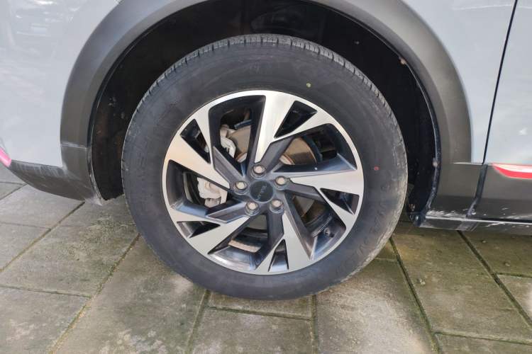 Used Dongfeng Aeolus AX7 2022 Mach Edition 1.5T DCT DF41 Left Front Wheel Hub