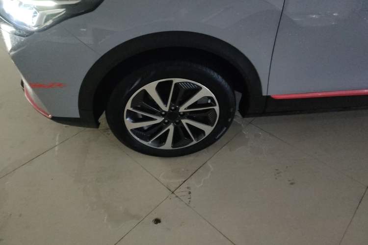 Used Dongfeng Aeolus AX7 2022 Mach Edition 1.5T DCT DF41 Left Front Wheel Hub