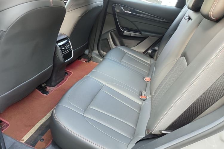 Used Dongfeng Aeolus AX7 2022 Mach Edition 1.5T DCT DF51 Left Rear Seat