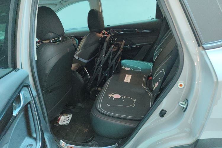 Used Dongfeng Aeolus AX7 2022 Mach Edition 1.5T DCT DF31 Left Rear Seat