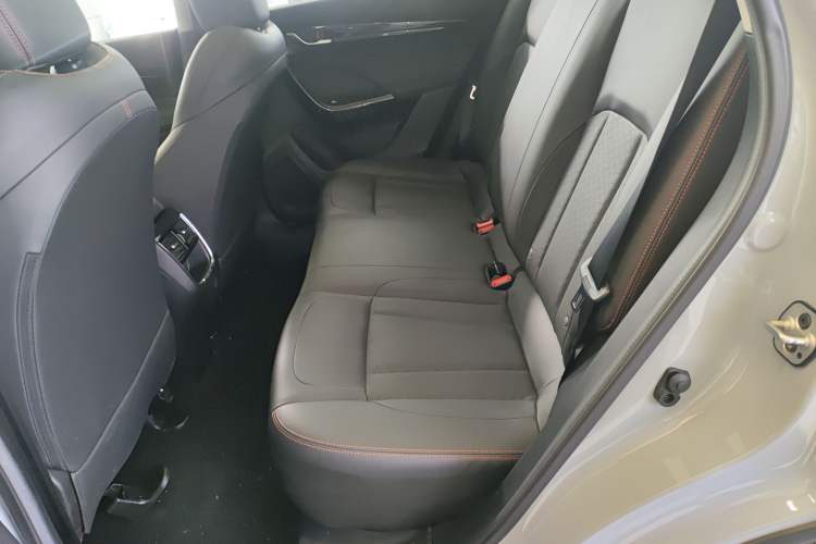 Used Dongfeng Aeolus AX7 2022 Mach Edition 1.5T DCT DF41 Left Rear Seat