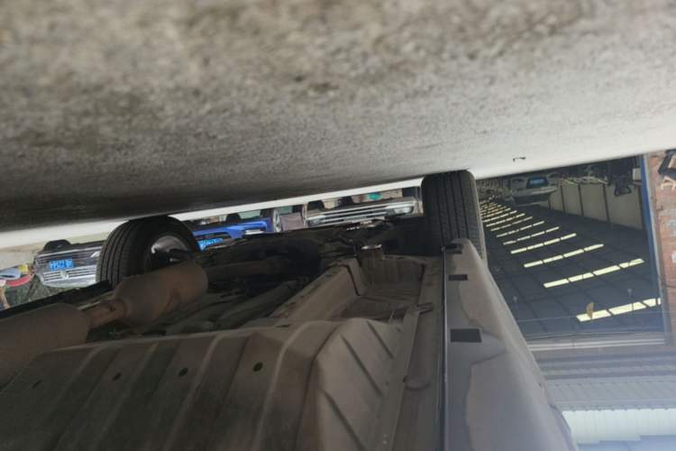 Used Dongfeng Aeolus AX7 2022 Mach Edition 1.5T DCT DF41 Left Side Sill
