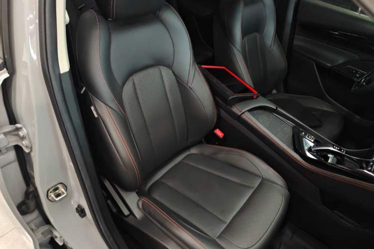 Used Dongfeng Aeolus AX7 2022 Mach Edition 1.5T DCT DF41 Right Front Seat