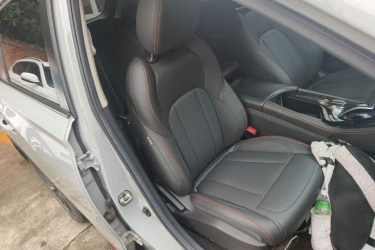 Used Dongfeng Aeolus AX7 2022 Mach Edition 1.5T DCT DF41 Right Front Seat