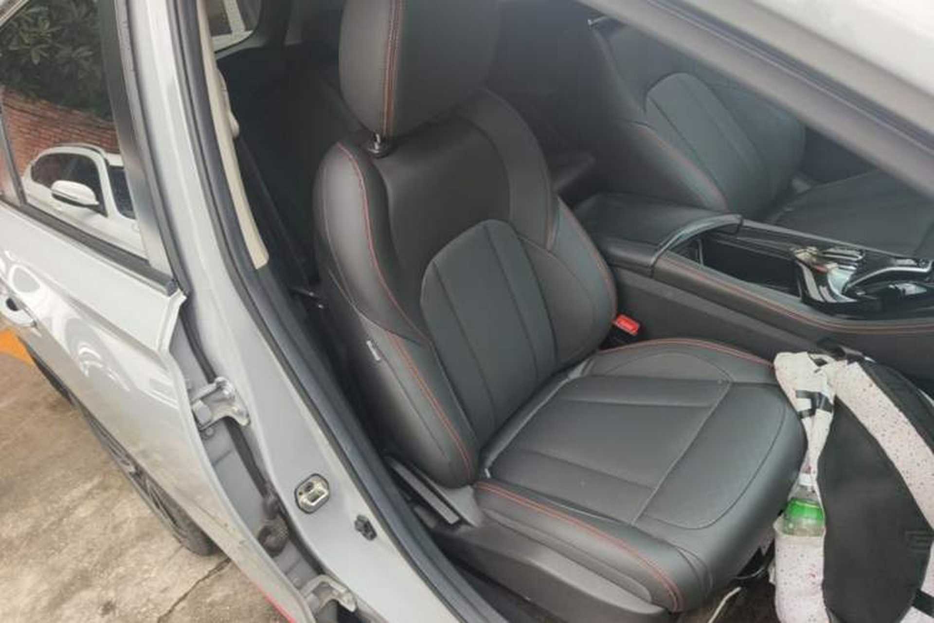 Used Dongfeng Aeolus AX7 2022 Mach Edition 1.5T DCT DF41 Right Front Seat